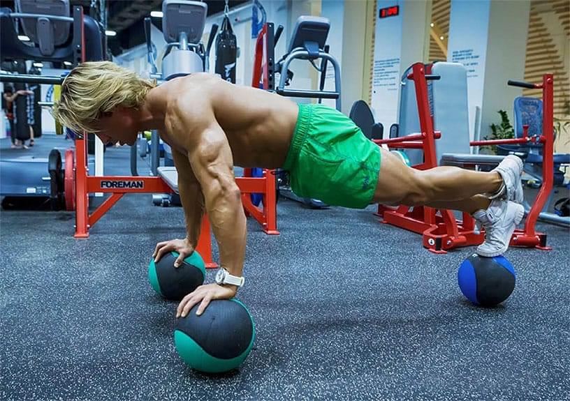 В чем отличия в подготовке Men’s Physique и других мужских категорий?