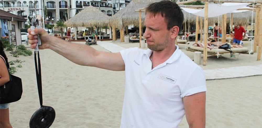 Развитие сдавливающего хвата упражнение